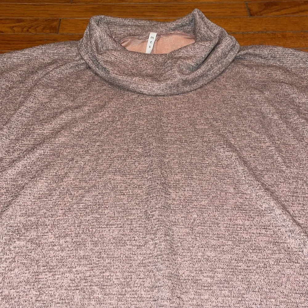 MTS Top - Picture 2 of 7